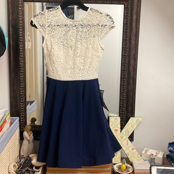 B Darlin Other - Teen girl Navy and cream party dress